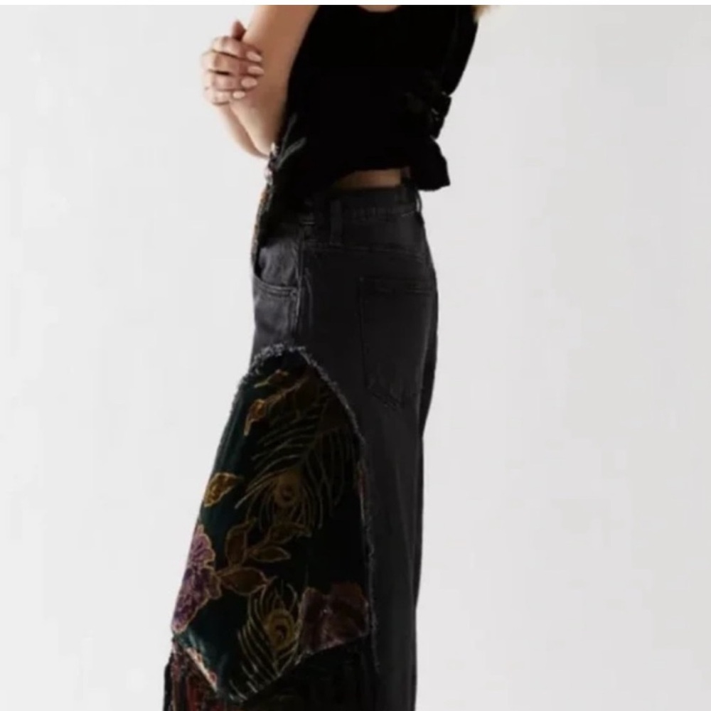 Free People Just Frills Low-Rise Wide-Leg Bandana Layered Tassel Jeans - Picture 3 of 10